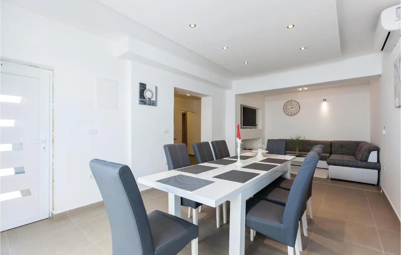 Pet Friendly Apartment In Split With Wifi Chorvatsko